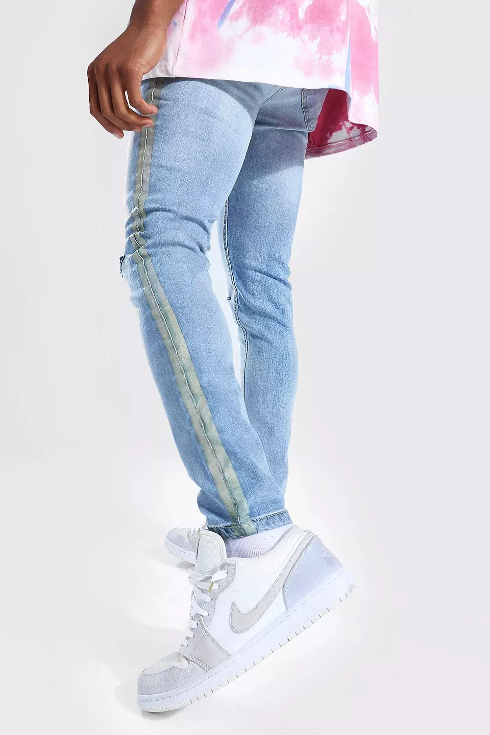 Skinny jeans with side 2024 stripe